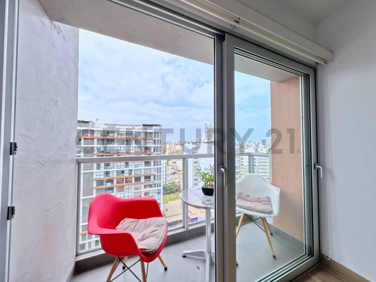 Se vende elegante departamento en Av. Javier Prado Oeste – San Isidro — foto 1