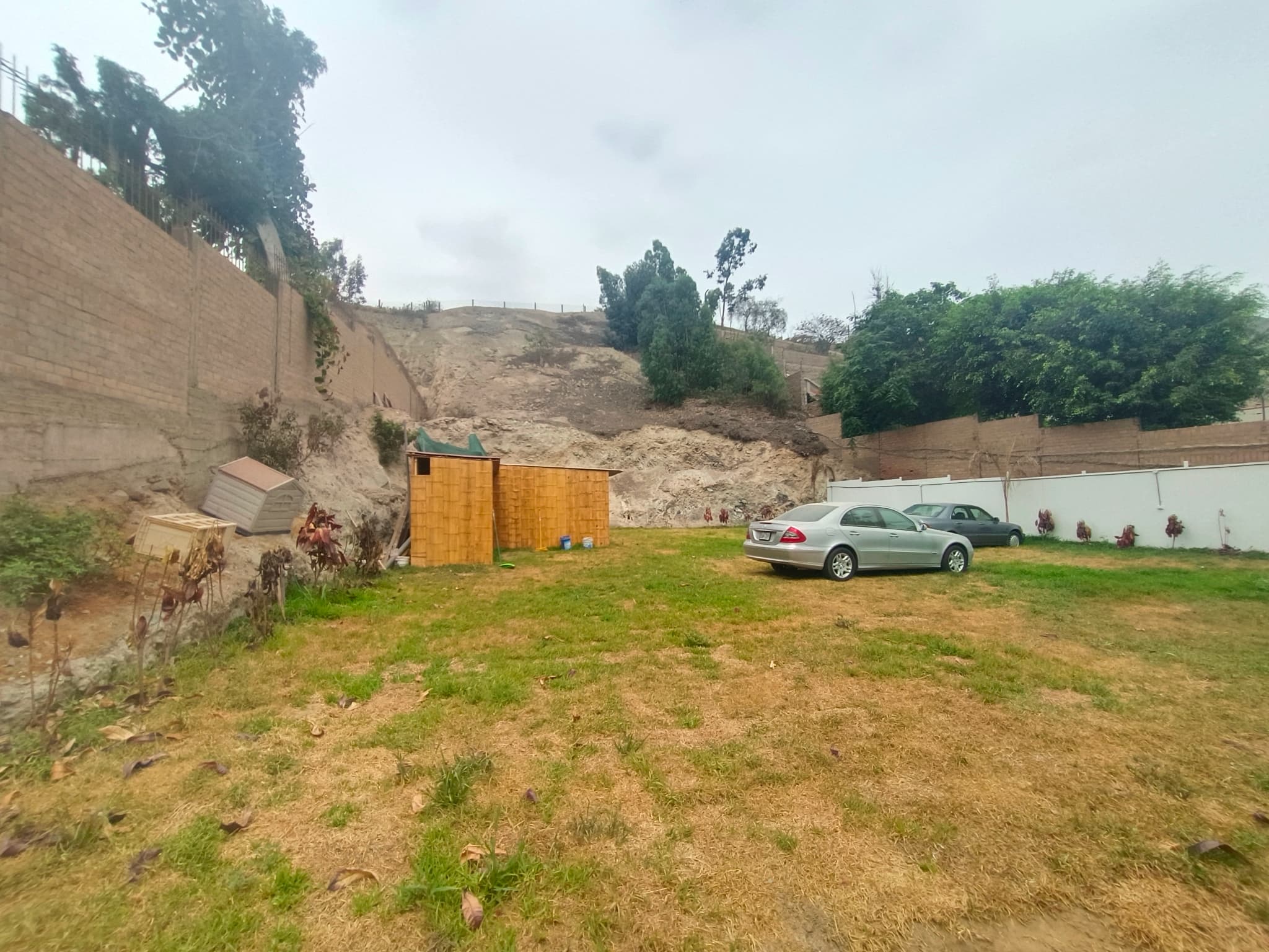 REMATO TERRENO RESIDENCIAL!! OPORTUNIDAD 1050 m2 SOL DE LA MOLINA — foto 3