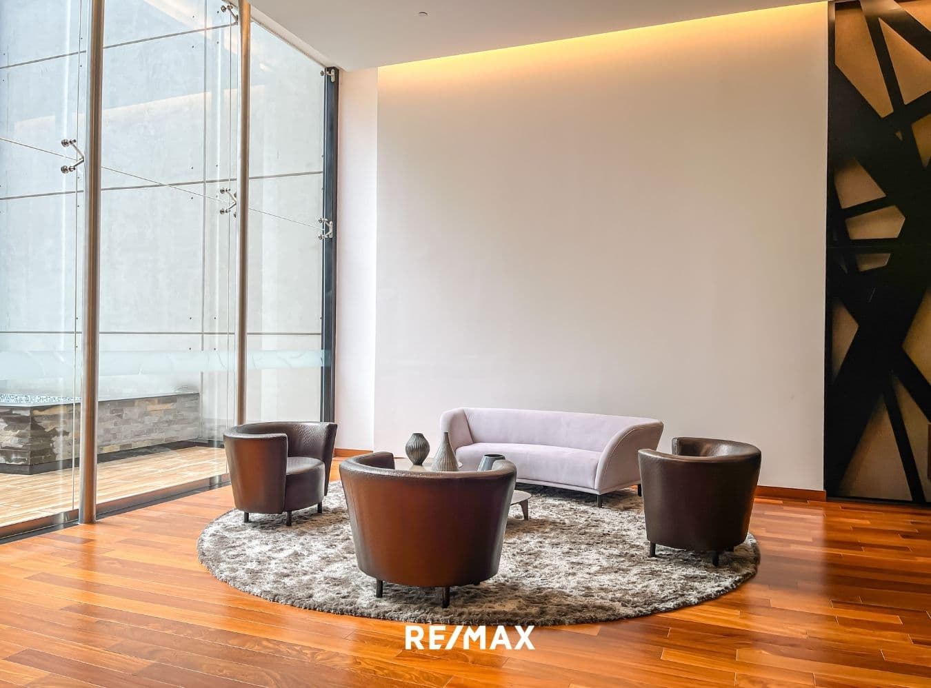 EXCLUSIVA OFICINA PREMIUM FRENTE AL GOLF LOS INCAS — foto 10