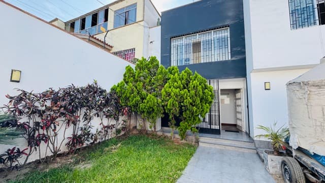 Oportunidad Unica - Casa Tambien Es Ideal Para Oficina O Proyecto Residencial — foto 1