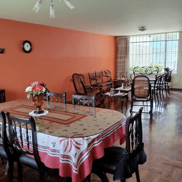 SURCO VENTA DE CASA    AT  M   AC      PISOS      DORM     US — foto 2