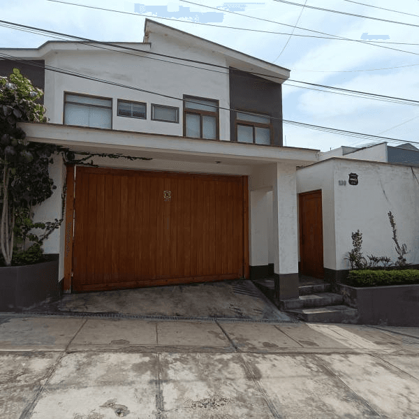 OPORTUNIDAD DE VENTA CASA EN LA RINCONADA DEL LAGO  LA MOLINA — foto 2
