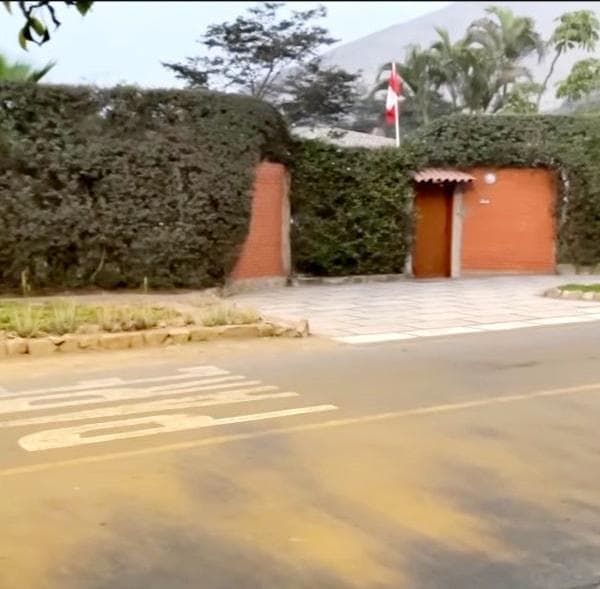 VENTA: APACIBLE CASA DE 1,370 m2 -RINCONADA DEL LAGO -LA MOLINA — foto 1