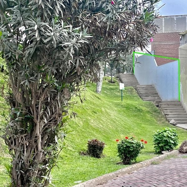 VENTA DE TERRENO EN LA MOLINA — foto 2