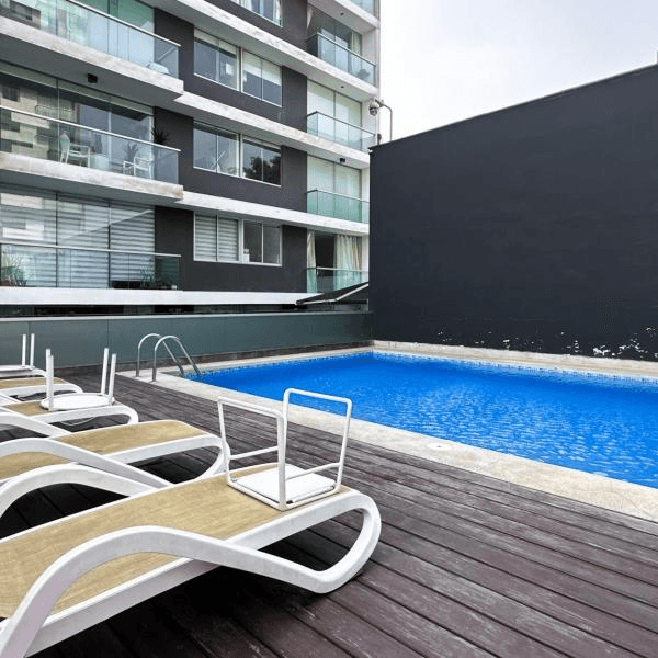 Vive el Lujo en La Molina VENTA Moderno Departamento con Vista a Parque Interior — foto 1