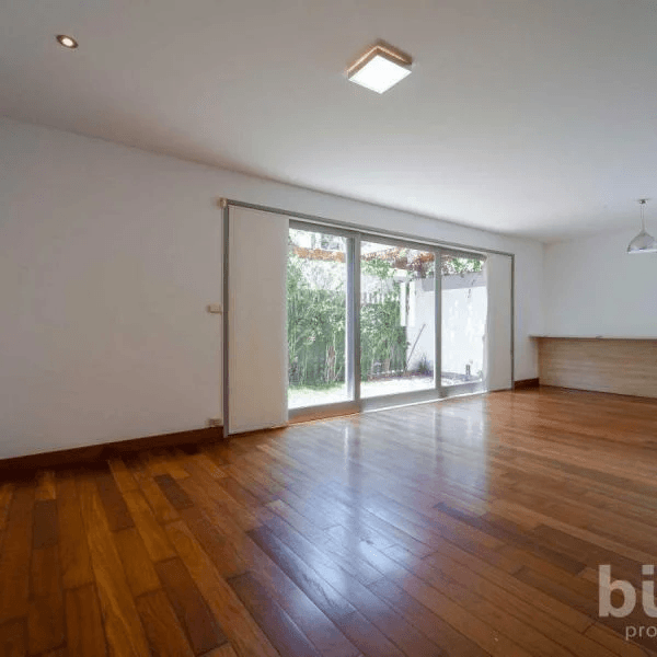 BAJ DE PRECIO DEPARTAMENTO EN VENTA CON JARDN EN EL OLIVAR DE SAN ISIDRO — foto 4