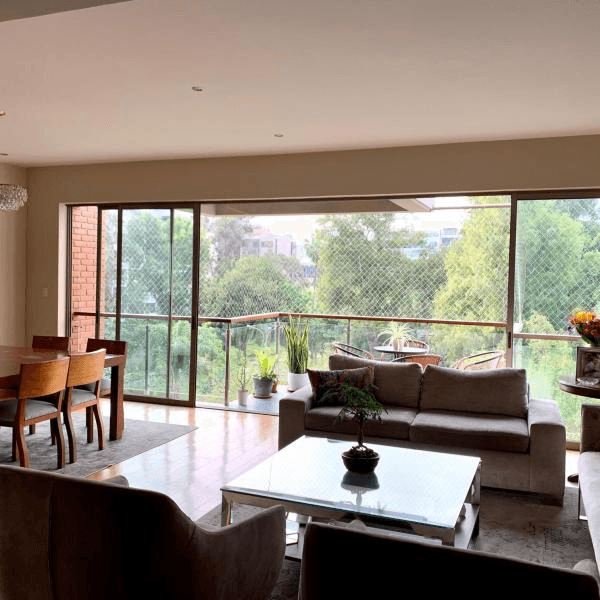 BONITO DEPARTAMENTO EN VENTA CON VISTA A PARQUE BLUME MIRAFLORES — foto 2