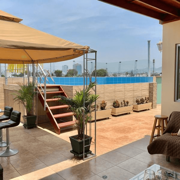 PENTHOUSE EN VENTA CON TERRAZA Y PISCINA EN SURCO LIMITE MIRAFLORES — foto 1