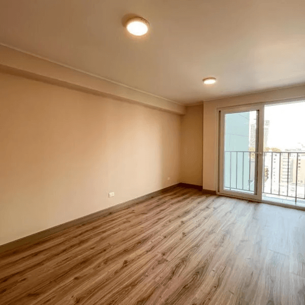 Frente a Centro Financiero San Isidro   habitaciones  Sin cochera — foto 1