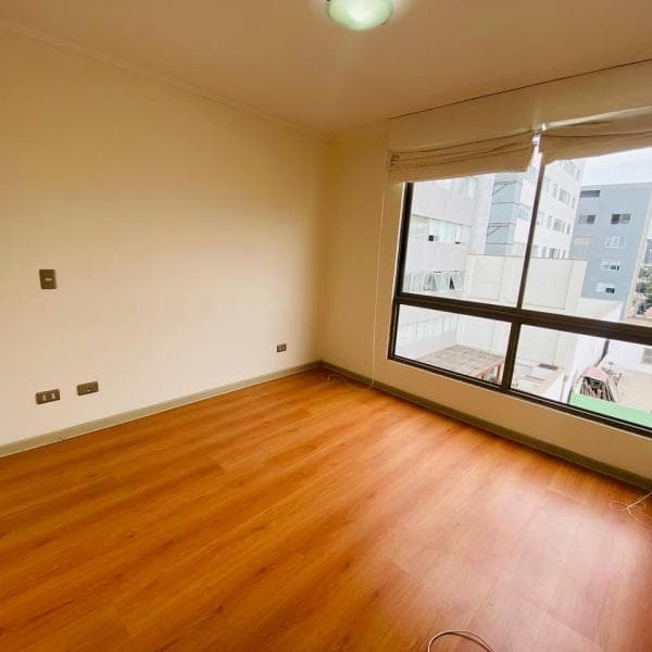 VENTA DE DEPARTAMENTO + 2 ESTA + 1 DEP EN SAN ISIDRO — foto 4
