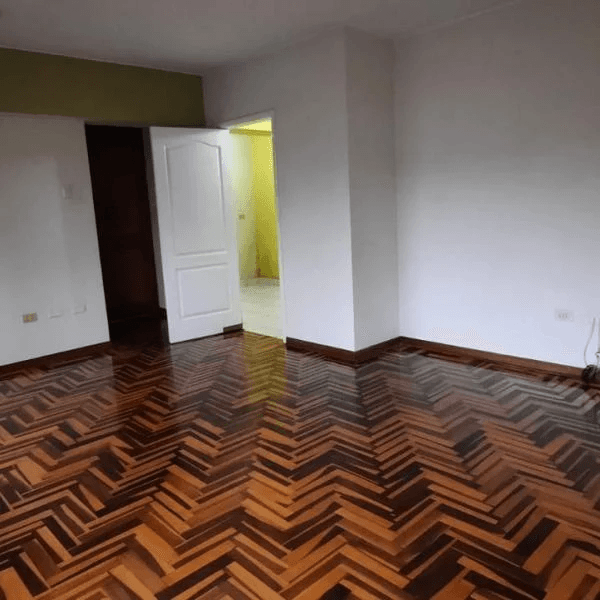 Excelente departamento  dorm Surco Urb Los Rosales — foto 1