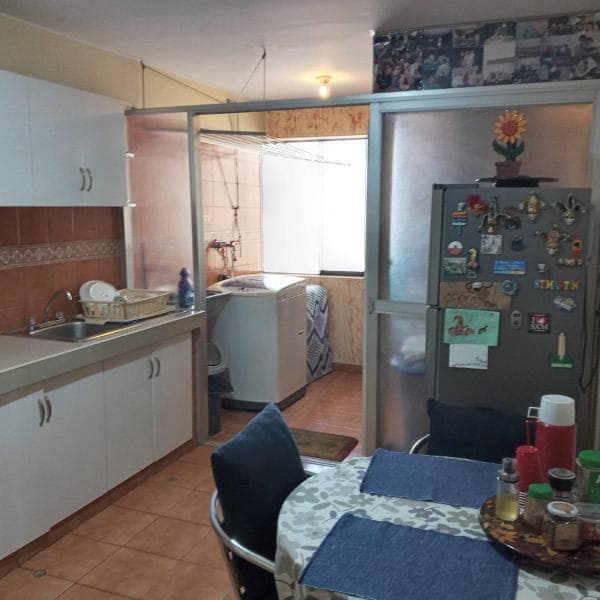 SURCO VENDO DEPARTAMENTO CON COCHERA — foto 3