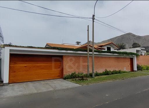 RDVENTA DE LINDA CASA EN LA ESTANCIA  LA MOLINA — foto 4