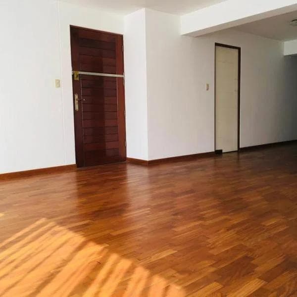 SE VENDE HERMOSO DEPARTAMENTO EN SAN ISIDRO — foto 1
