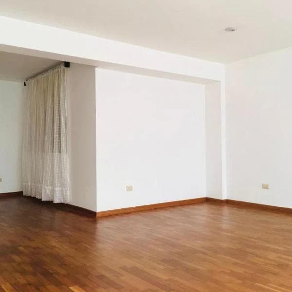 SE VENDE HERMOSO DEPARTAMENTO EN SAN ISIDRO — foto 2