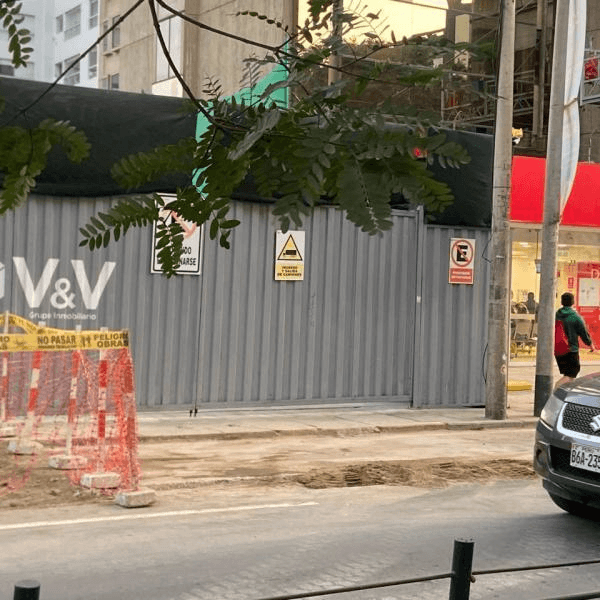 Excelente oportunidad de inversin en Av Pardo Miraflores — foto 2
