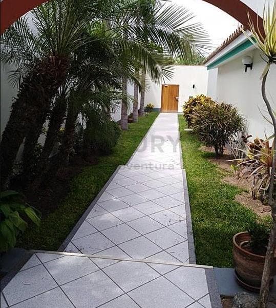 ESPECTACULAR CASA EN URB SANTA TERESA  SURCO — foto 2