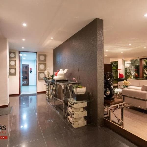 HERMOSA CASA EN CONDOMINIO EN VENTA EN LA PLANICIE II ETAPA — foto 3