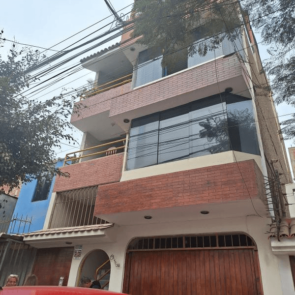Vendo Ocasin CasaEdificio Surco — foto 1