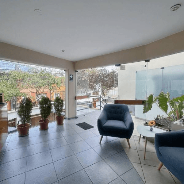 Vive en el Corazn de Miraflores  Departamento en Venta cerca del Malecn — foto 3