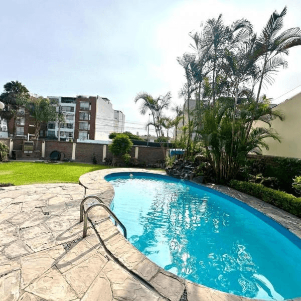 VENTA DE EXCLUSIVA CASA EN CAMACHO LA MOLINA — foto 4