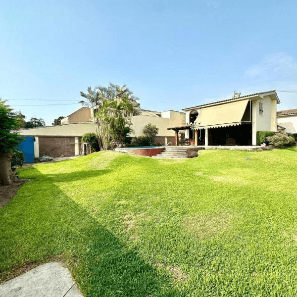 VENTA DE EXCLUSIVA CASA EN CAMACHO LA MOLINA — foto 9