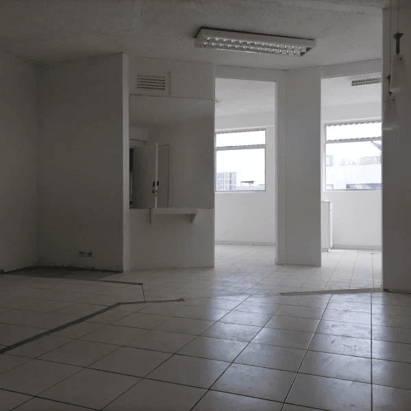 VENDO OFICINA EN EL CORAZON DE MIRAFLORES — foto 2
