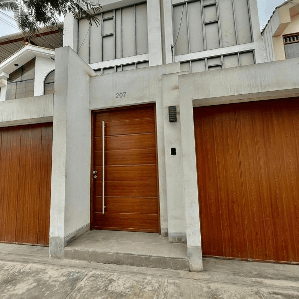 REMATO CASA EN ZONA RESIDENCIAL