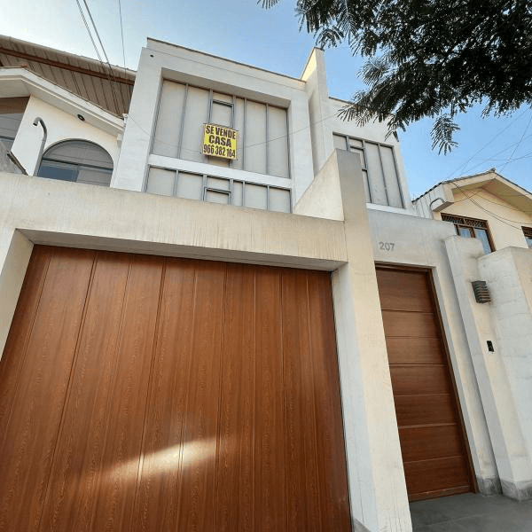 REMATO CASA EN ZONA RESIDENCIAL — foto 1