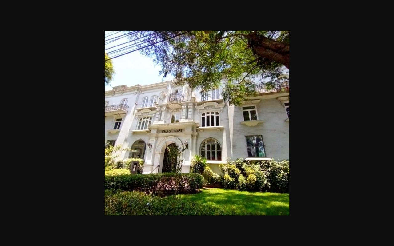 VENTA DE DEPARTAMENTO SEMIAMOBLADO EN PRIMER PISO — foto 1