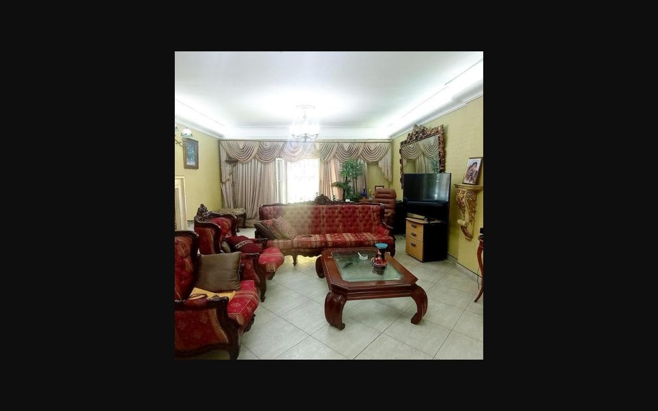 VENTA DE DEPARTAMENTO SEMIAMOBLADO EN PRIMER PISO — foto 2