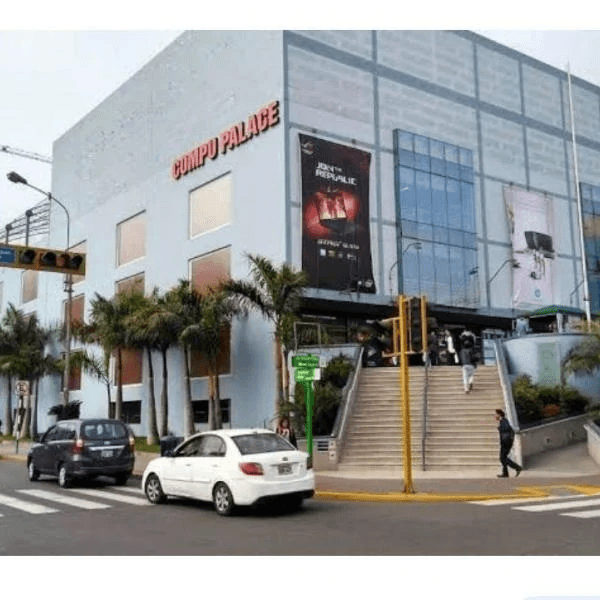 Remato Local Comercial en Compu Palace — foto 2