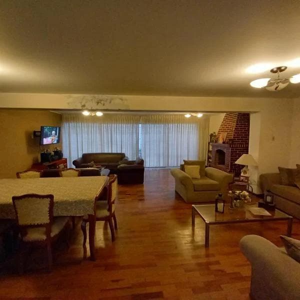 REMATO AMPLIA CASA  PISOS  SANTIAGO DE  SURCO — foto 1
