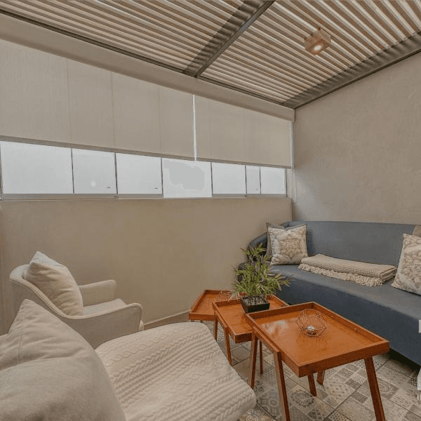 Vendo dplex  m en primer piso  amplias habitaciones y  cocheras en Surco — foto 2