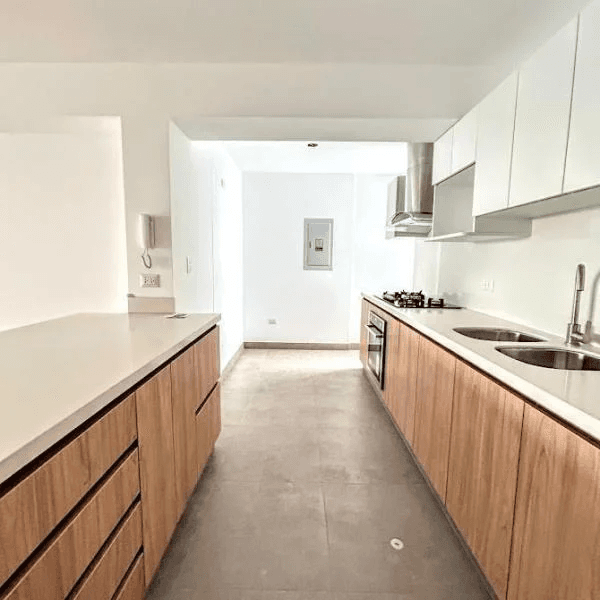 Vendo Duplex de Estreno con Terraza en Surco Urb La Castellana — foto 2