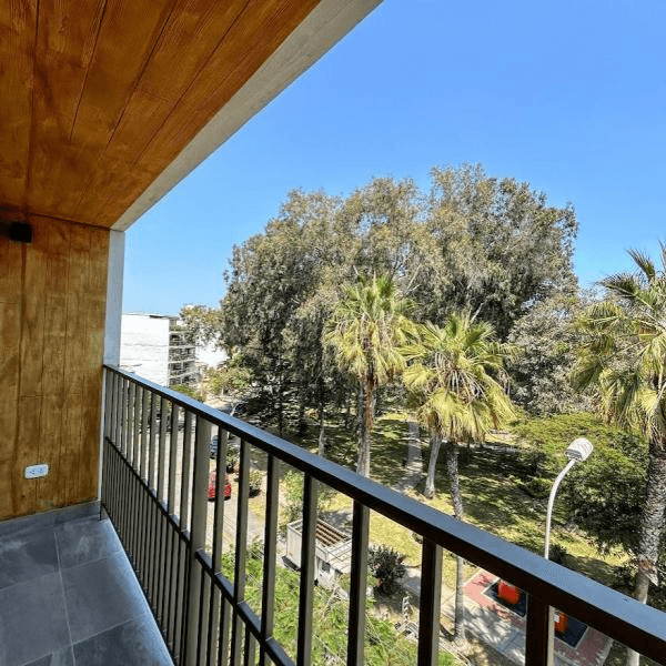 Vendo Magnifico Flat de Estreno Frente a Parque en Higuereta — foto 1