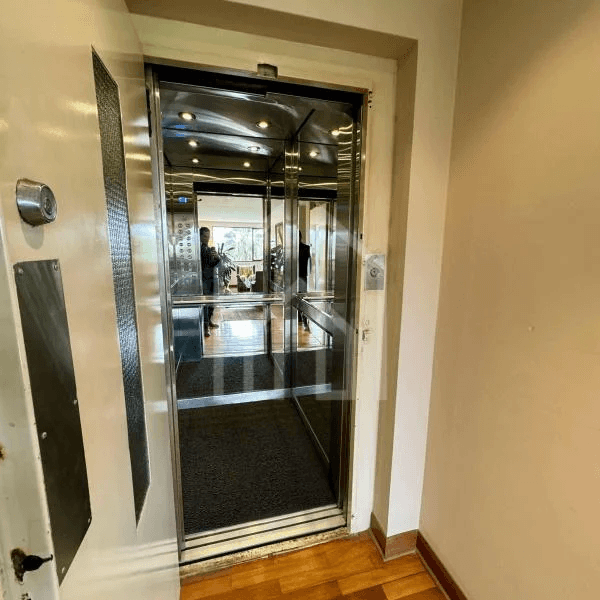 Excelente Flat en Venta con Espectacular Vista al Golf — foto 2