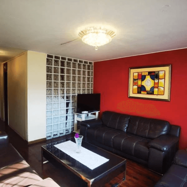 Oportunidad nica Hermosa Casa en Avenida Velasco Astete — foto 1