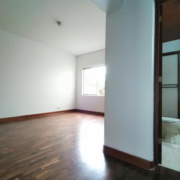 VENDO AMPLIO DPTO FLAT 1ER PISO 185 M2 CONDOMINIO REMODELADO ILUMINADO! SURCO — foto 5