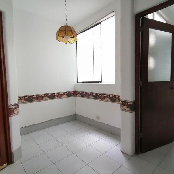 VENDO AMPLIO DPTO FLAT 1ER PISO 185 M2 CONDOMINIO REMODELADO ILUMINADO! SURCO — foto 11