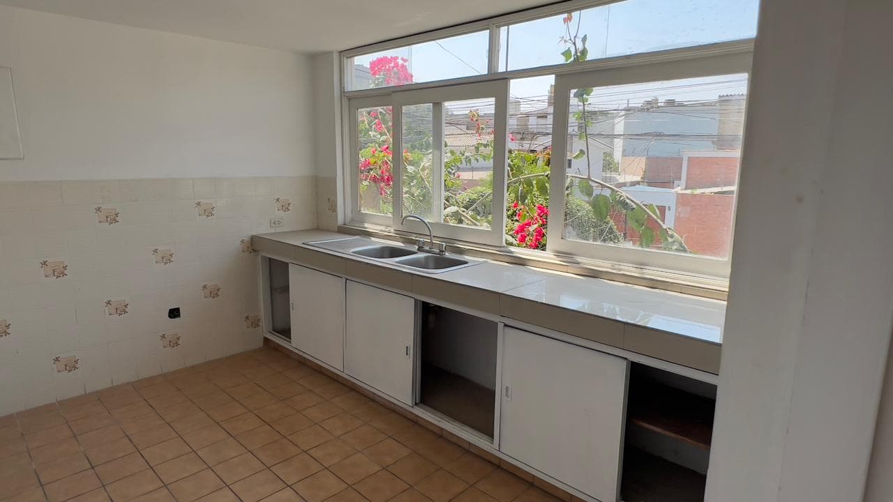 VIVE FRENTE A PARQUE: UBICACIÓN INMEJORABLE EN URB. SIRIUS, LA MOLINA — foto 1