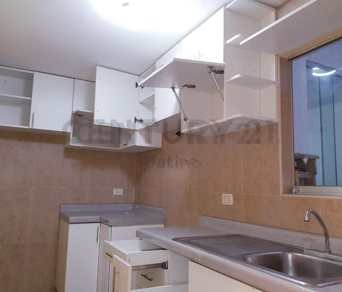 Vendo Departamento en Inmejorable Ubicación Remodelado Surco — foto 6
