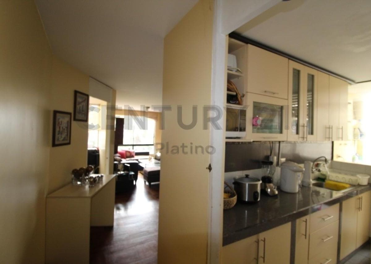 Ocasion! Se Vende Lindo Departamento en Bonita Zona Frente a Parque — foto 7