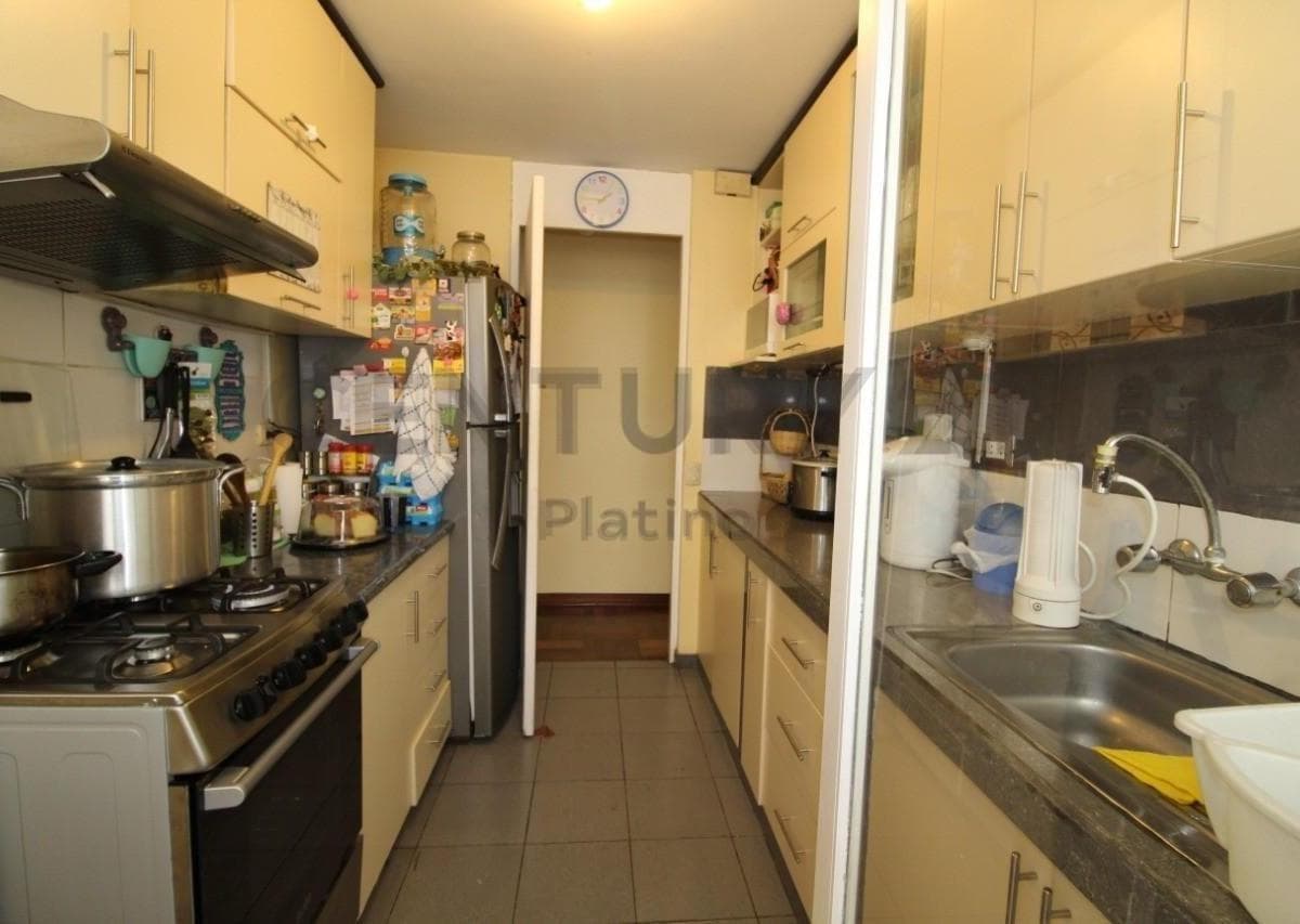 Ocasion! Se Vende Lindo Departamento en Bonita Zona Frente a Parque — foto 8