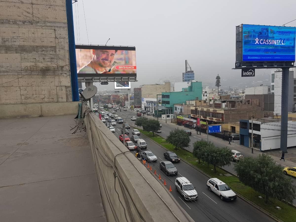 Remate de Azotea de 196 m² y Cochera de 12 m² en Av El Polo y Av Primavera — foto 7
