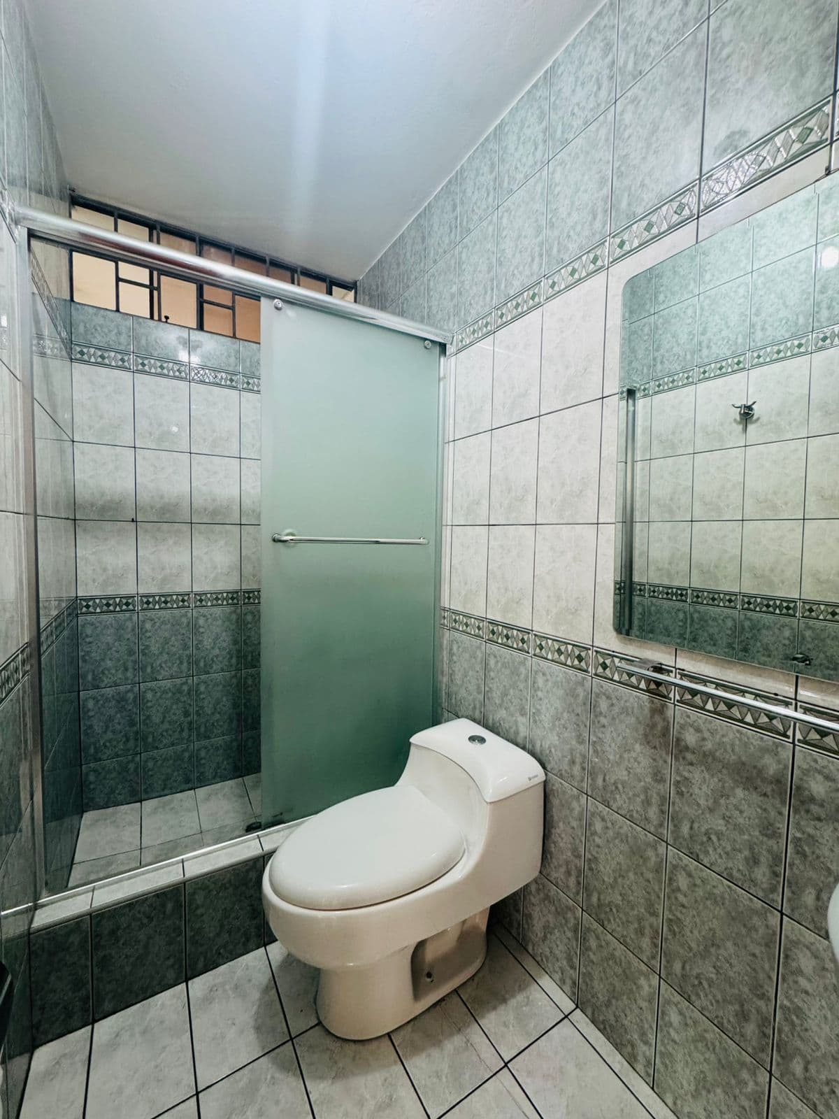 VENDO AMPLIO Y LUMINOSO DEPARTAMENTO EN SAN ISIDRO – 198 m² — foto 9