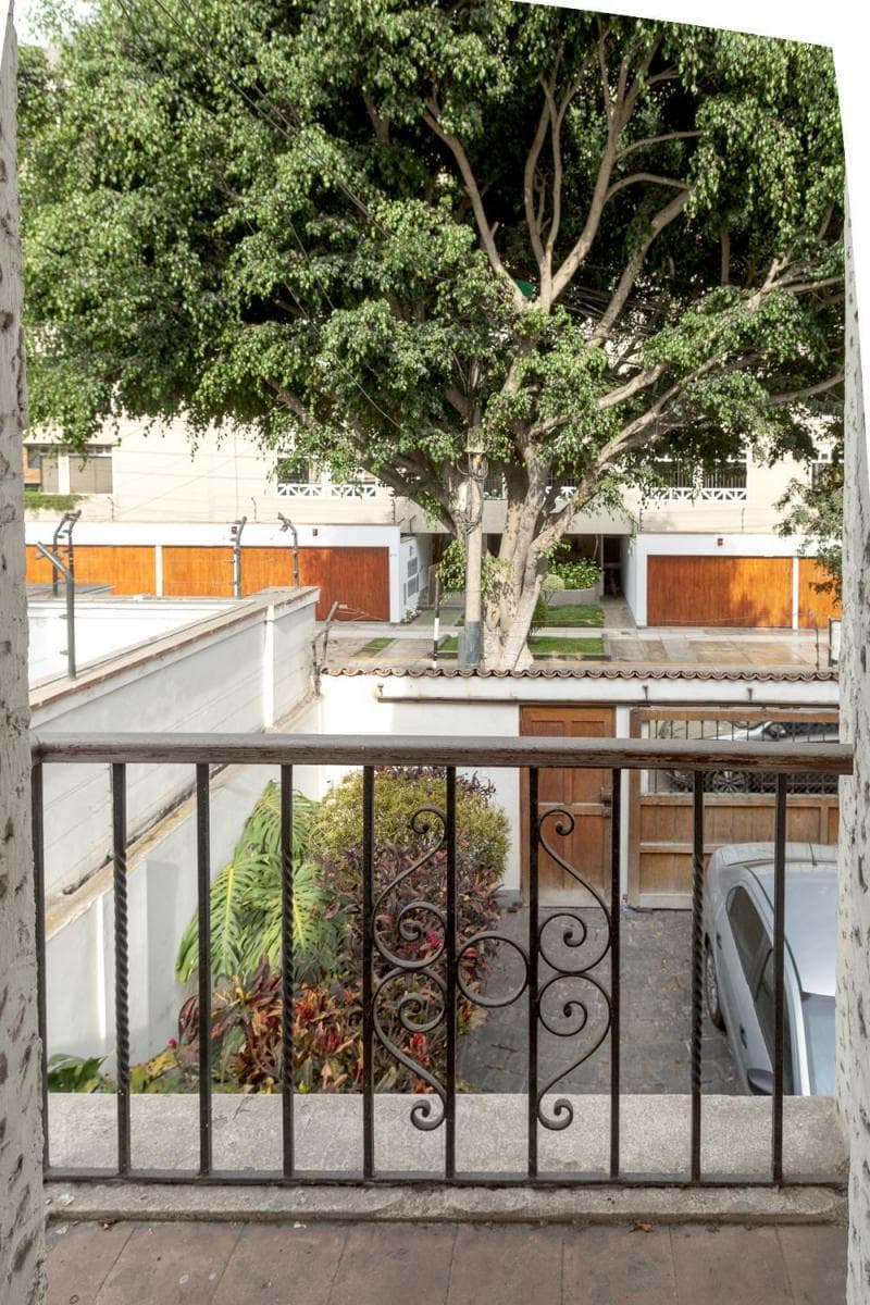 BAJO PRECIO!!!! VENTA COMO TERRENO O CASA SAN ISIDRO — foto 11