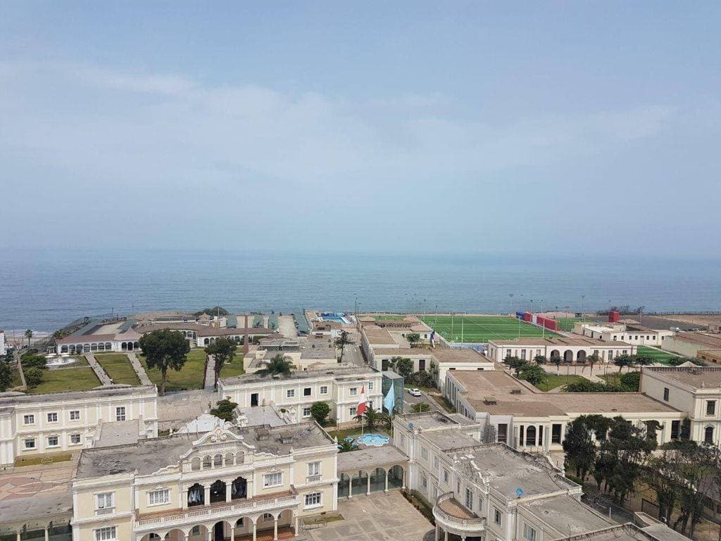 ESTUPENDA OPORTUNIDAD CON VISTA AL MAR