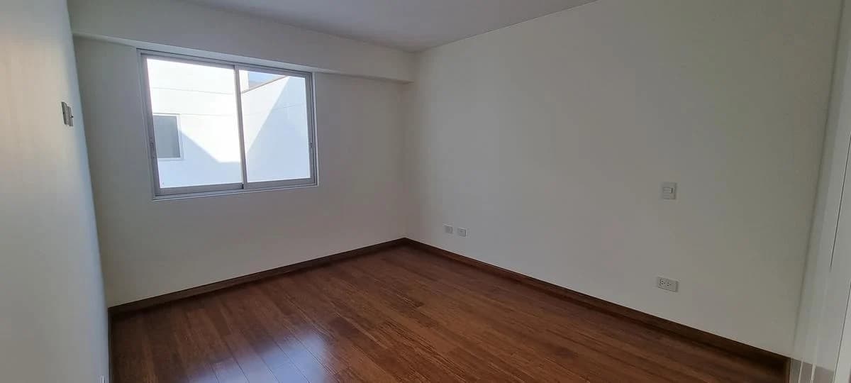 VENDO DEPARTAMENTO DUPLEX FRENTE EN CHACARILLA  -  SURCO — foto 8