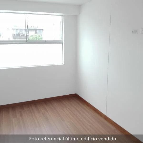 VIVE FRENTE PARQUE | PRIMER PISO SAN BORJA LIMITE CON SURCO — foto 3
